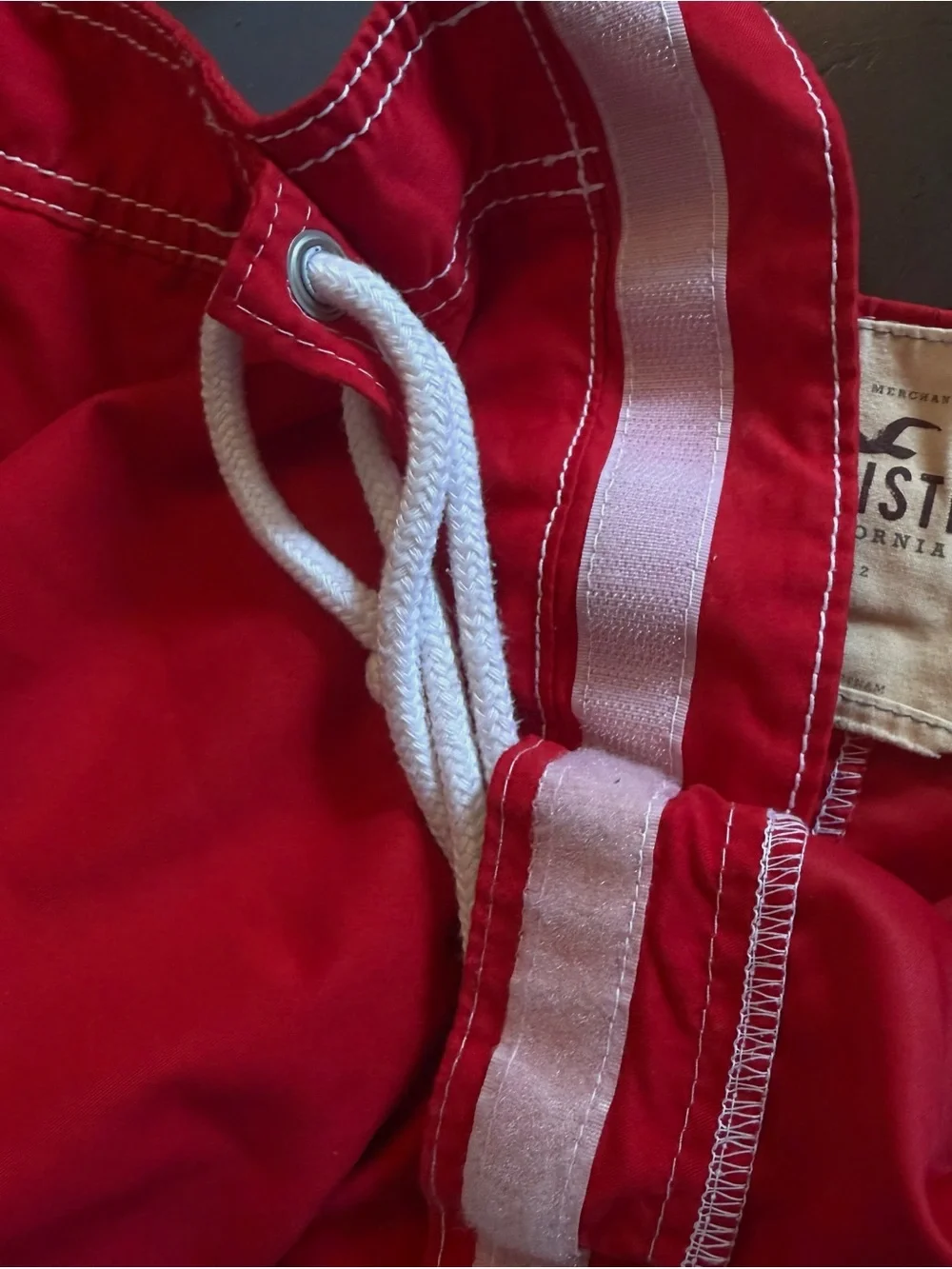 Hollister Retro Board Shorts Men’s M 32-33 Red Navy Stripes Pockets New NWOT